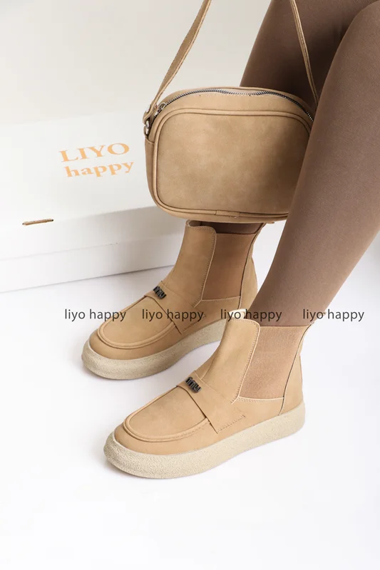 بوت کرمی زنانه جدید