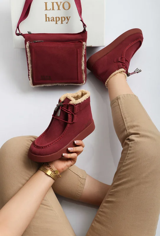 بوت زرشکی زنانه