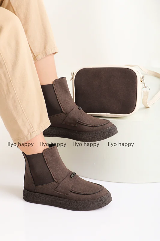 بوت قهوه ای زنانه