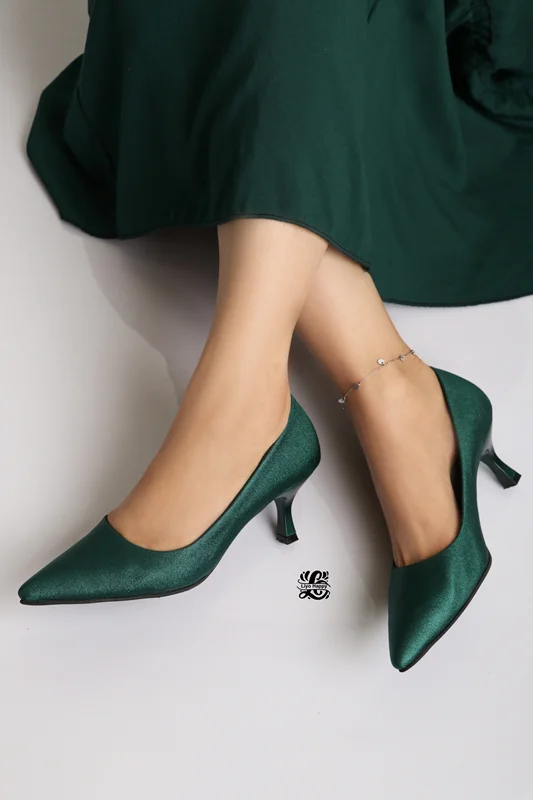 کفش پاشنه دار